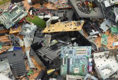 weird-machine-wrekshop1-paul-granjon-c-paul-granjon-presse.jpg